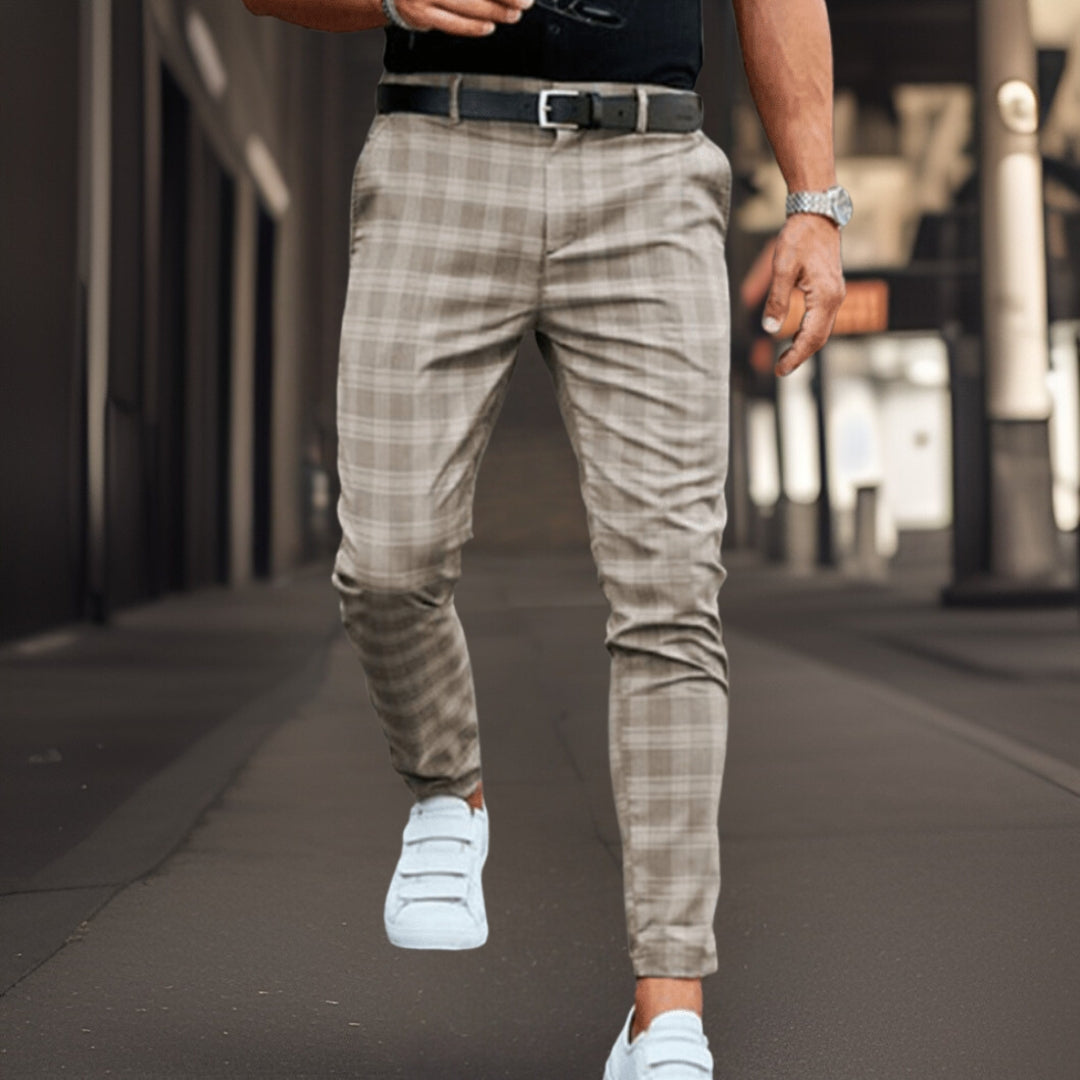 Derek Comfortable Men's Chino Pants | Modern Fit