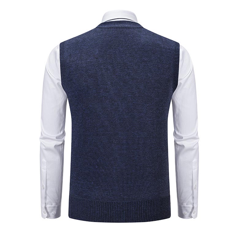Cillian Vest | Modern Fleece Gilet with Practical Zip Pockets